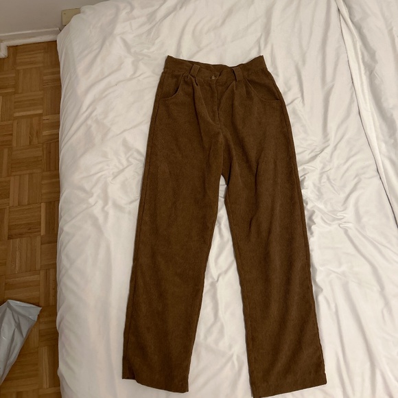 Brown corduroy pants - Picture 1 of 8